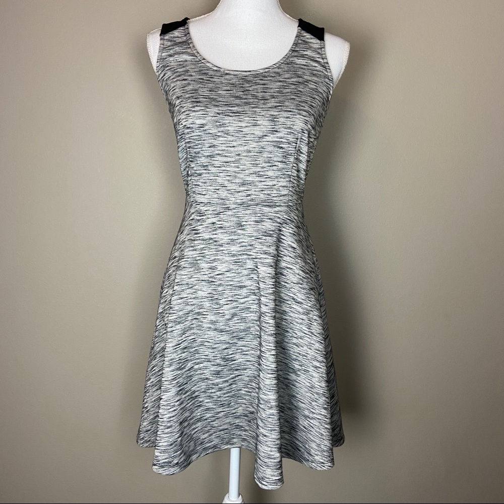 Old Navy Grey Space Dyed Skater Dress Small NWT